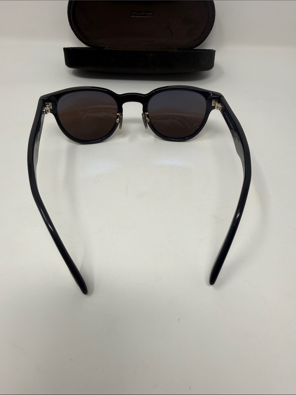 Tom Ford Men's Black Sunglasses with Gold Accents - Picture 4 of 8